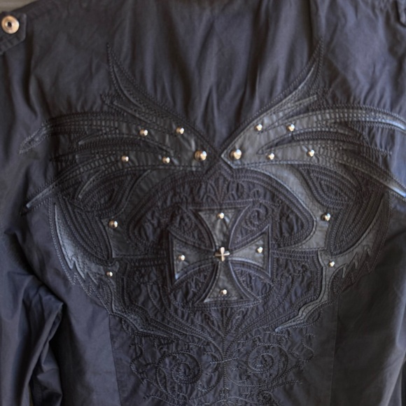 Toku men’s button up shirt with embellishment - Picture 6 of 8